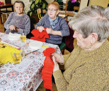 Národný projekt Rozvojové tímy I. / Blíži sa nám MDŽ - foto