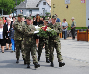 Kultúrne pamiatky / Stavanie mája – RUSADLIE - foto