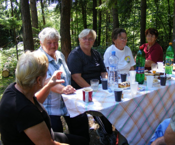 Klub dôchodcov Nižná Slaná - Stretnutie klubu 18.7.2014